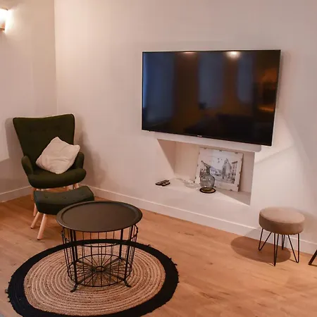 Du Parc Le Frene Apartment